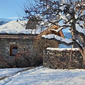 Chalet Saint Maurice Les Arcs - Maisonnette Grand Confort Dans Village De Montagne !